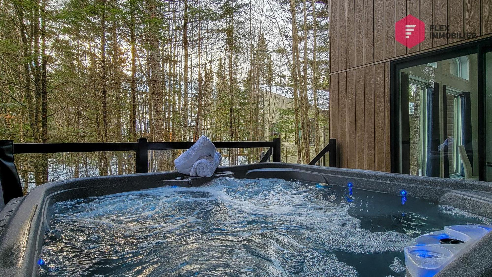 Le Bleu Bourgeois De Portneuf - Natural Elegance - Hot Tub, Sauna And Pool Pont-Rouge Exterior foto